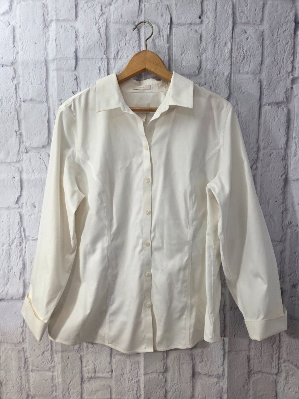 Chico's 2 Off White No-Iron Button Front Semi Fitted Blouse FLAW
